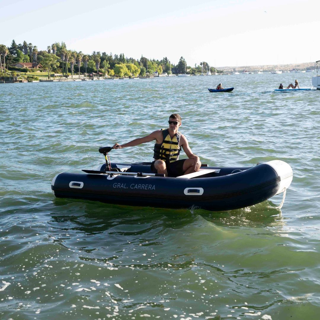 Bote Inflable 3.3 m - piso alumnio - 4 personas - Gral. Carrera